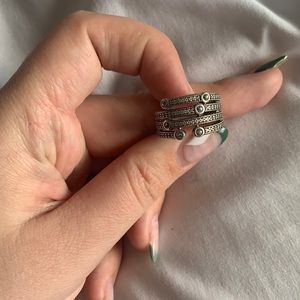 Pandora ring